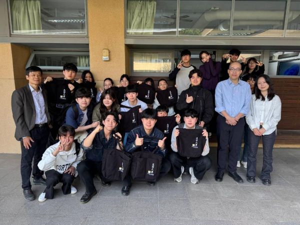 高雄大學接待韓國慶熙大學冬季專班 深化台韓人文交流　走讀南台灣體驗文化脈動1